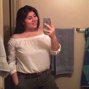 Meet your Posher, Pamela